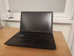 Herný notebook ASUS l i7 l 8GB RAM l GTX1050 - 2