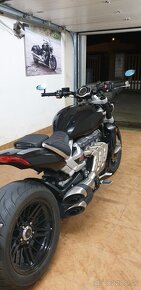 Triumph Rocket 3R - 2