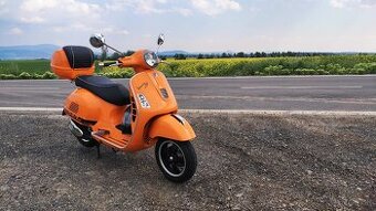 Vespa GTS 300 Super Sport - 2