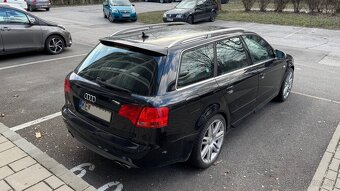 AUDI S4 B7 4.2 V8 - 2