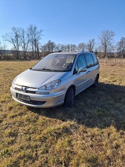 Peugeot 807 - 2