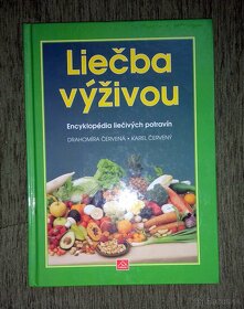 2 knihy o prírodnej liečbe aj liečbe stravou - 2