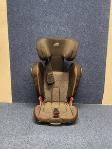 Predám autosedačku Britax KIDFIX XP SICT 15-36kg - 2