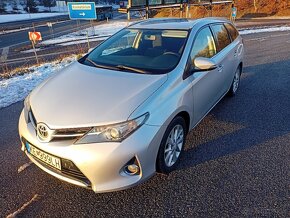 TOYOTA AURIS TOURING SPORTS 2.0D-4D - 2