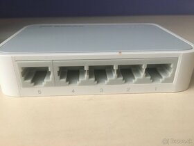 Switch TP LINK  TL-SF1005D - 2