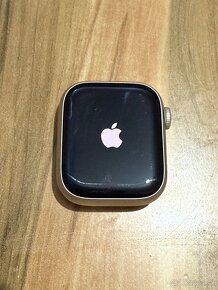 Predám Apple Watch 9 41mm Malé známky opotrebovania - 2