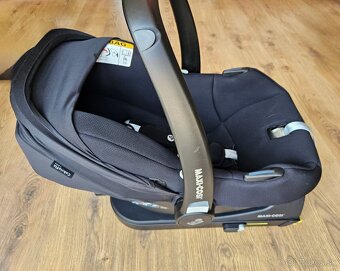 Autosedacka Maxi Cosi Cabriofix i-size s Isofixom - 2