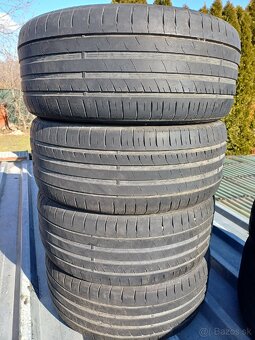 225/45r17 - 2