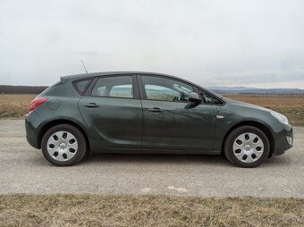 Opel Astra J 1.4 74KW - 2