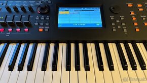 Yamaha MODX6 plus - 2