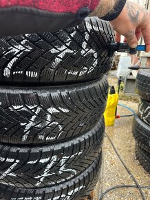 Z75 4ks zimné 195/65R16 - 2