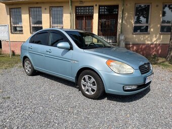 Predám HYUNDAI ACCENT SEDAN 71,3KW Manuál - 2