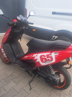 Malaguti f12 edicia ducati GP - 2