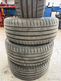 Michelin pilot sport 4 225/40r18 - 2