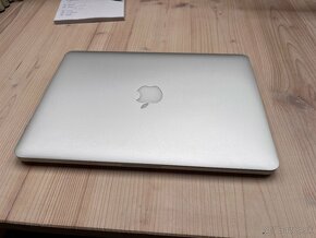Apple MacBook Pro - 2