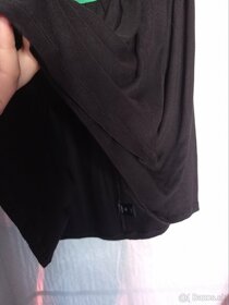 Čierna atypická padavá sukňa s vysokým pásom XL - 2