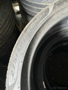 275/40R22 letne - 2