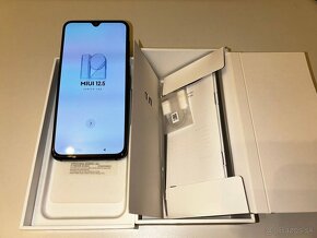 Xiaomi Mi 9 SE - 2