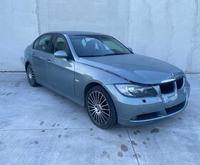 Rozpredám na diely BMW E90 318i - 2