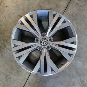 Originál Volkswagen KALAMATA disky 5x112 R18 9.0J 66 - 2