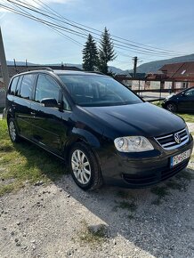 Volkswagen Touran 1.9TDi 77kw 7 miestne DSG - 2