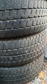 Predam zimne zosilnene C pneu rozmer 215/65r16 - 2