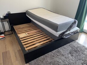 Posteľ Ikea Malm 180x200 rám postele - 2