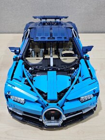 Lego Technic 42083 Bugatti Chiron - 2