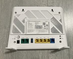 Zyxel EX3301-T0 Wi-Fi 6 router - 2