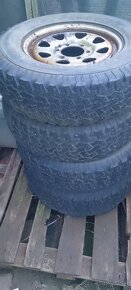 225/70 r16 - 2