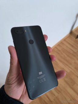 Xiaomi 8 Lite - 2