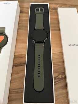 Predám Samsung Galaxy Watch 7 40mm LTE Green - 2