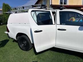 Predám hardtop a strešný nosič  toyota hilux - 2