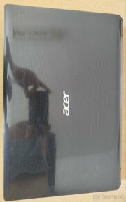 Notebook Acer Aspire 5755g s poškodenym matrixom - 2