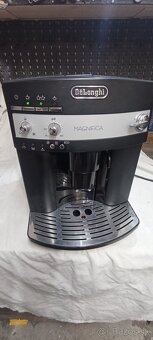 Kávovar Delonghi - 2