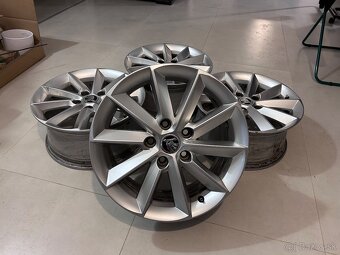 5x112 r16 orig.Škoda Helix - 2