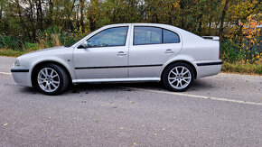 Škoda Octavia RS 1.8T Liftback - 2