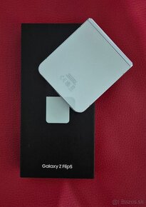 Samsung Galaxy Z flip 5 256 gb - 2