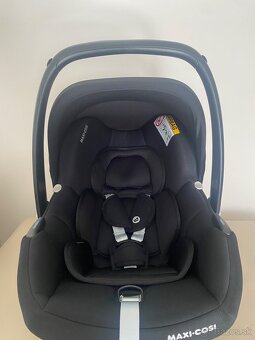 Autosedačka Maxi-Cosi CabrioFixl i-Size Essential Black - 2