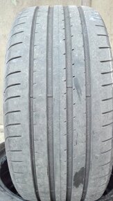 Predám 4-letné pneumatiky Goodyear Eagle 225/45 R17 - 2