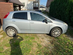 Fiat Punto Grande - 2