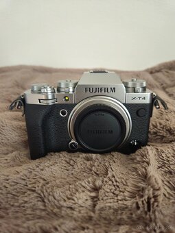 Fujifilm X-T4 + dva objektívy + fotovýbava - 2