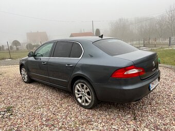 Skoda superb - 2