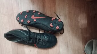 Predám kopačky Nike iba osobný odber čislo kopačiek je 36/37 - 2