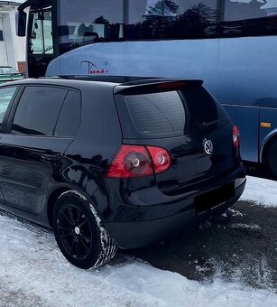 Volkswagen Golf 5 2.0tdi - 2