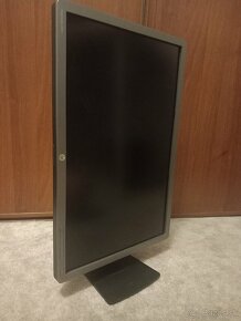 Monitor HP EliteDisplay E241i - 1920 x 1200 p - 2