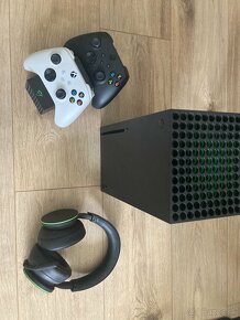 XBOX Series X - 2