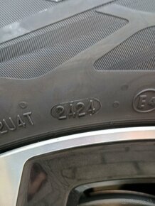 Nové letné pneu Continental EcoContact 6Q, 215/60 R18 - 2