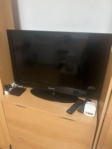 Samsung 82 cm - 2