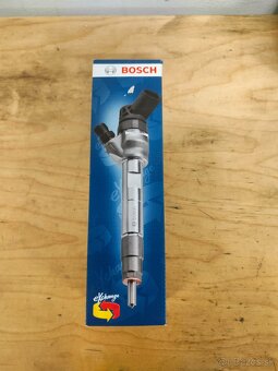 PREDÁM VSTREKOVAČ BOSCH  BO 0986435360 - 2